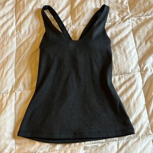 $5 for 25$ GapFit Tank with Criss-Cross Back Dark Gray |XS|